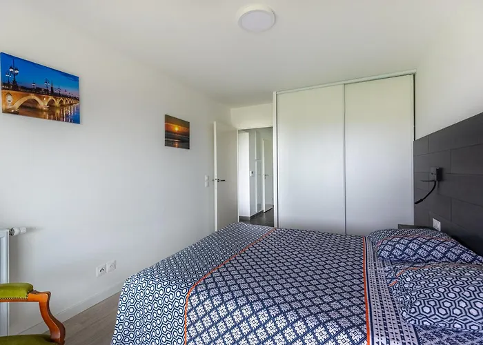 Attic Quai Paludate Апартаменты Бордо