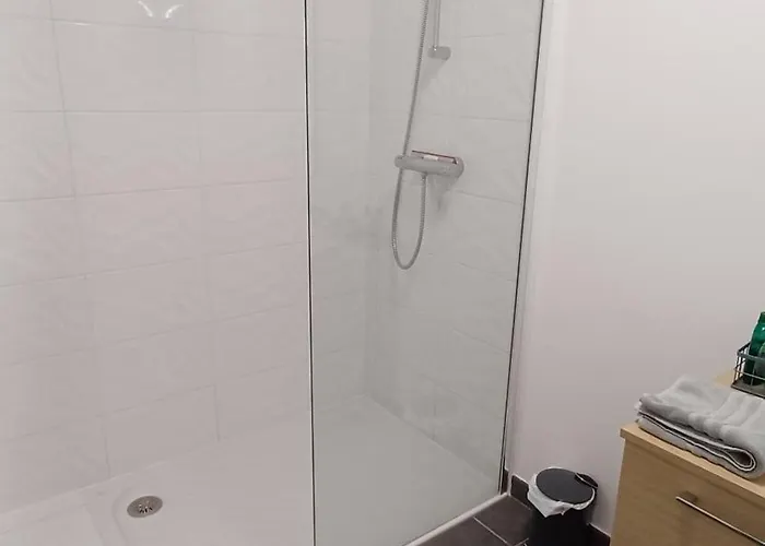 Attic Quai Paludate Апартаменты